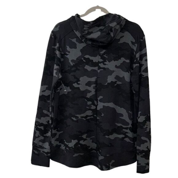 Athletic Works Camouflage lightweight
Hoodie(Size Medium) - Picture 2 of 5